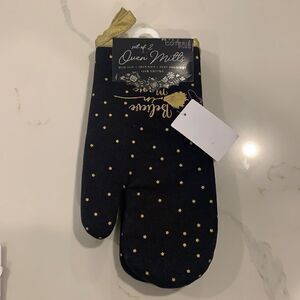 🎉1 hr sale 🎉Oven Mitts set of 2